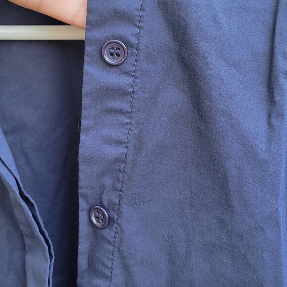 Eloquii Premier Button Down Top
In Navy - Picture 5 of 11